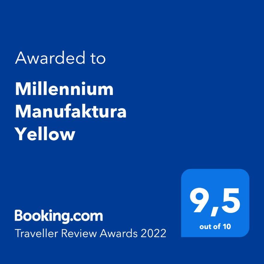 Millennium Manufaktura Yellow วอร์ซอ ภายนอก รูปภาพ